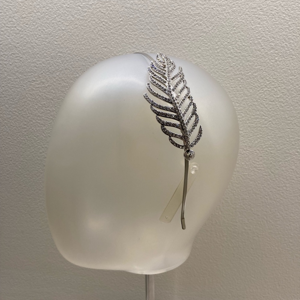 Henri Bendel Crystal Feather headband